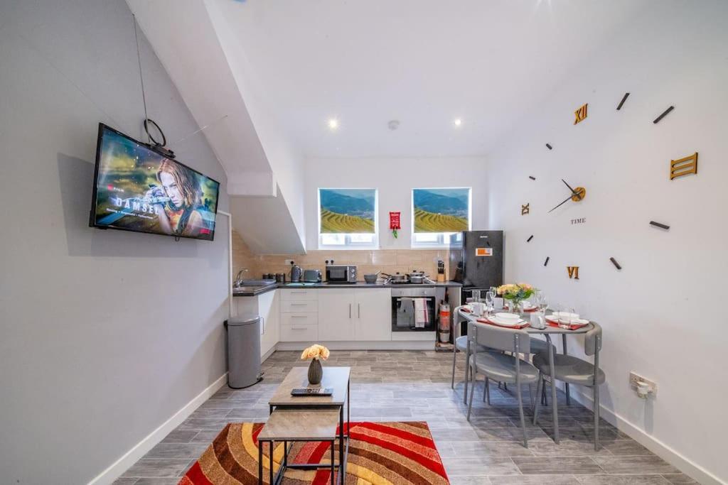 *Fl1K* For Your Most Relaxed & Cosy Stay + Free Parking + Free Fast Wifi Leeds  Exterior foto